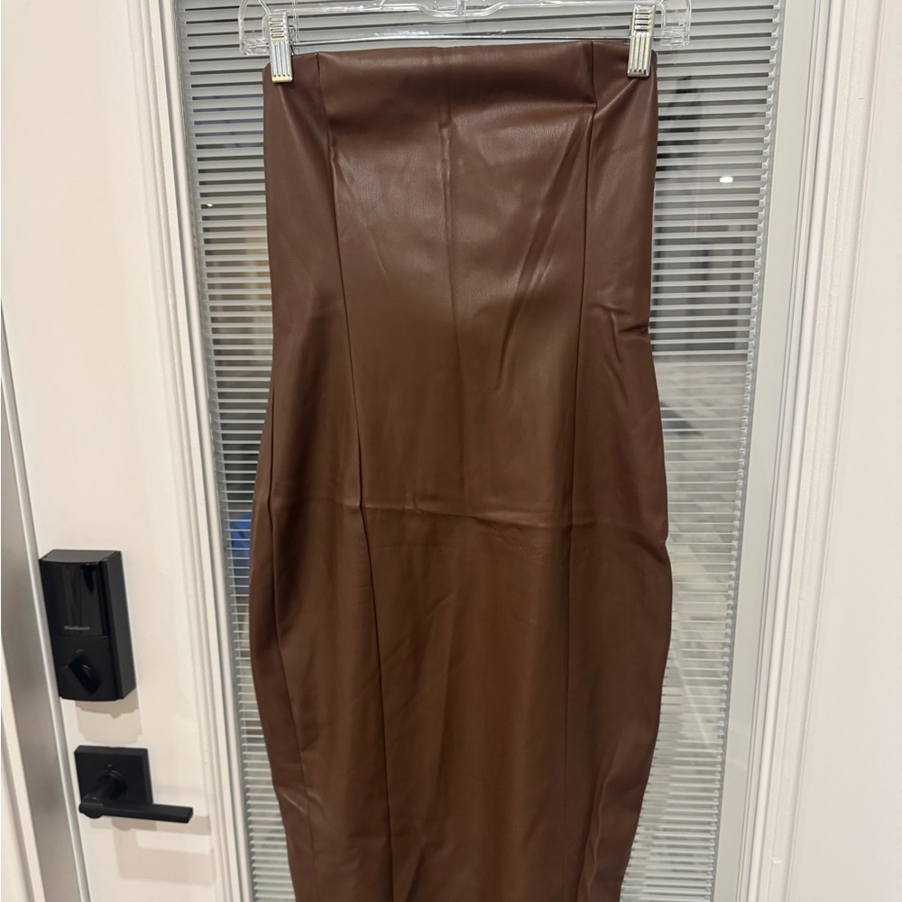 Meshki PAMELA STRAPLESS FAUX LEATHER DRESS Chocolate
